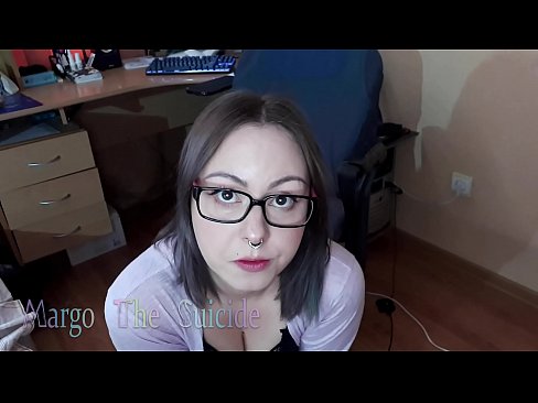 ❤️ Секси момиче с очила смуче дилдо дълбоко на камерата ️ Секс в bg.bestsexporno.ru ❌❤
