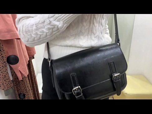 ❤️ Публична мастурбация на младата кучка FeralBerry с вибратор в стаята за обличане ️ Секс в bg.bestsexporno.ru ❌❤